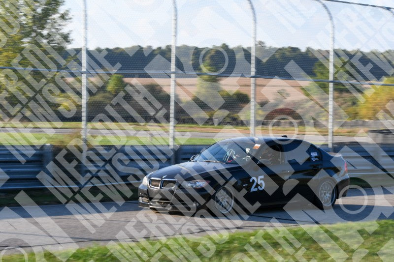 NASA-GINGERMAN09 2025-10-03 7742